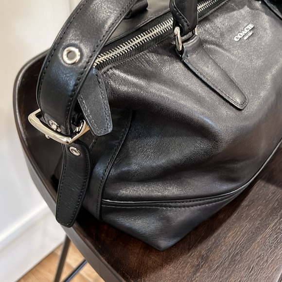 Perfect! Perfect! Coach Legacy Leather Molly Bag - Picture 6 of 16